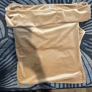 Reformation Cello top in Chocolate Velvet in L. Elegant Off-Shoulder Velvet Top